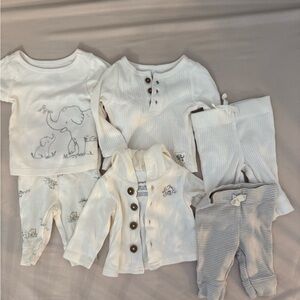 Carter's Baby Clothing Set - White and Cream